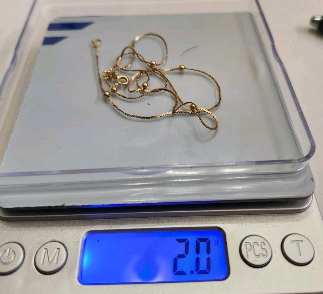14k Gold Serpentine 17.5″ Thin Chain with 6 Tiny Beads 2 Grams Spring Ring