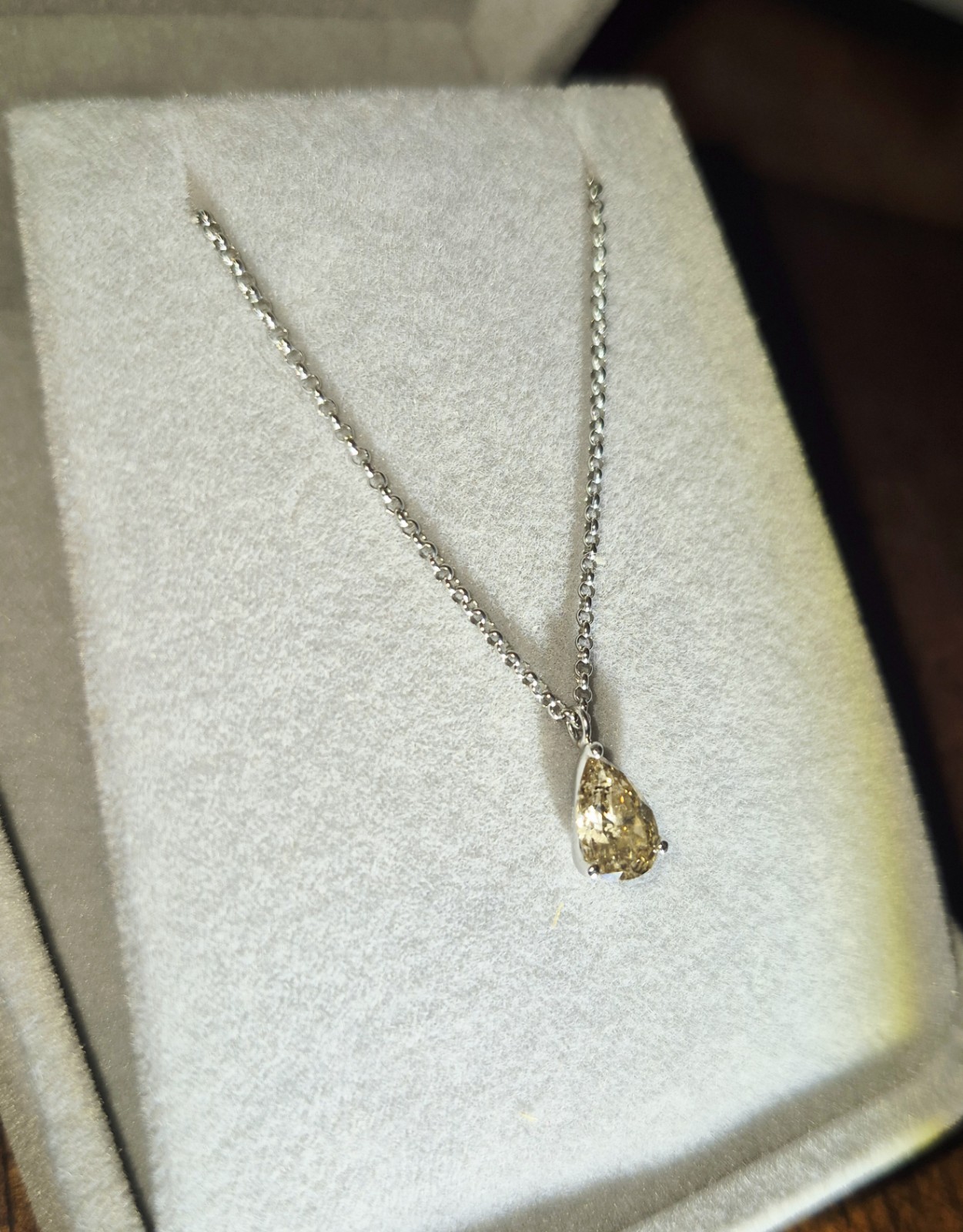 STUNNING! PLATINUM 900 NATURAL EARTH MINED 1ct GOLDEN DIAMOND SOLITAIRE NECKLACE