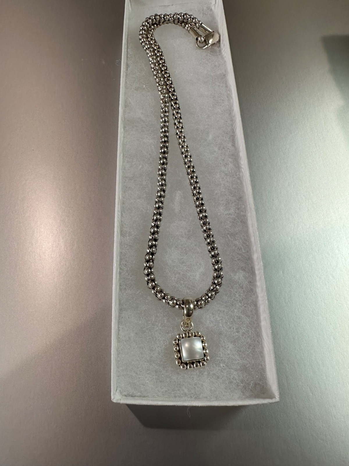 Silpada 925 sterling silver popcorn chain with button pearl pendant