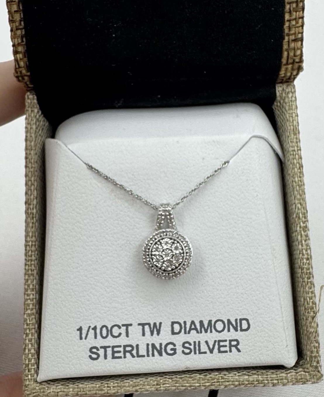 0.10 ctw Round Diamond Pendant Necklace, 925 Sterling Silver Cable Chain 18″