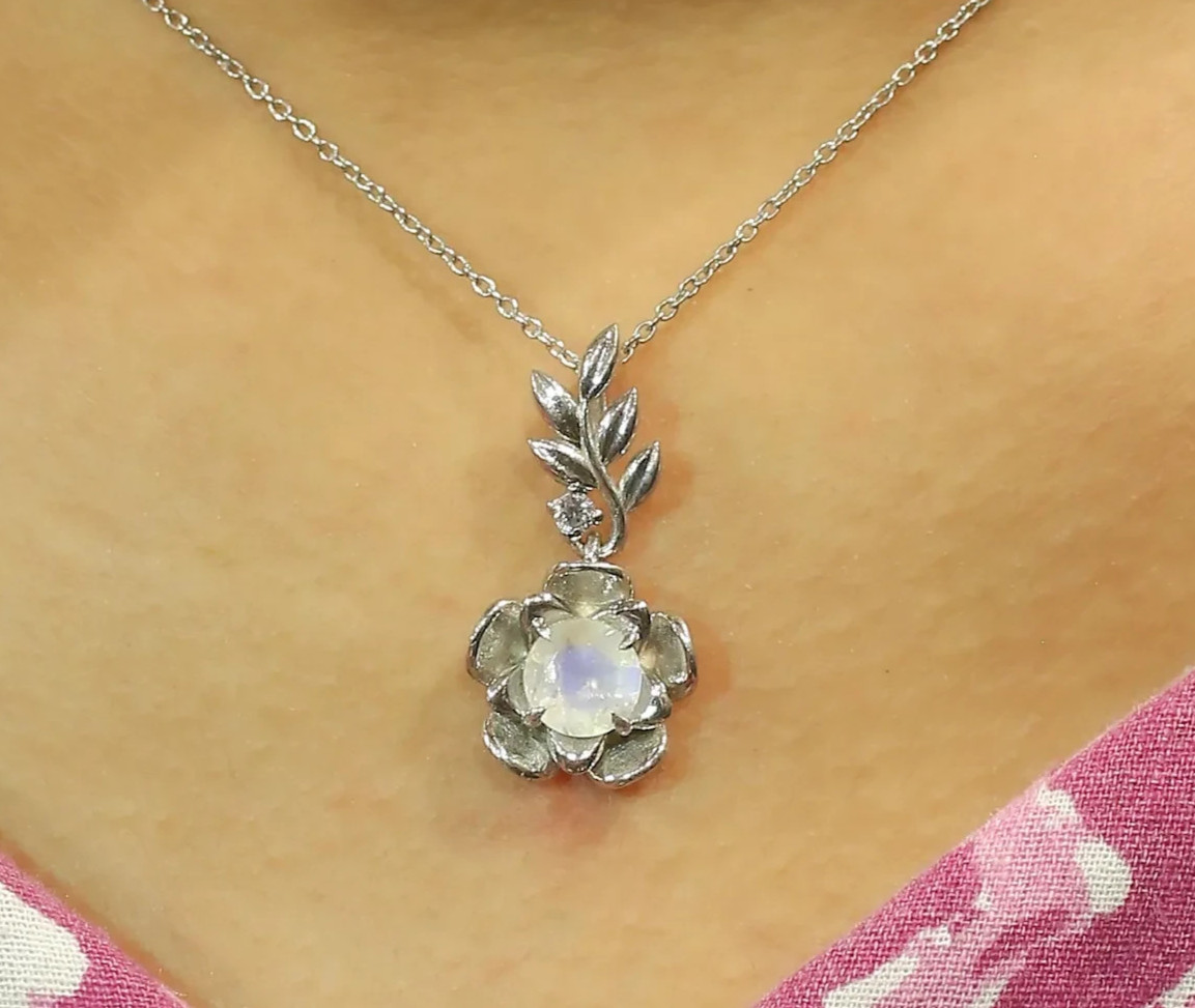Rainbow Moonstone Floral pendant 925 Sterling Silver Pendant Gift For Him