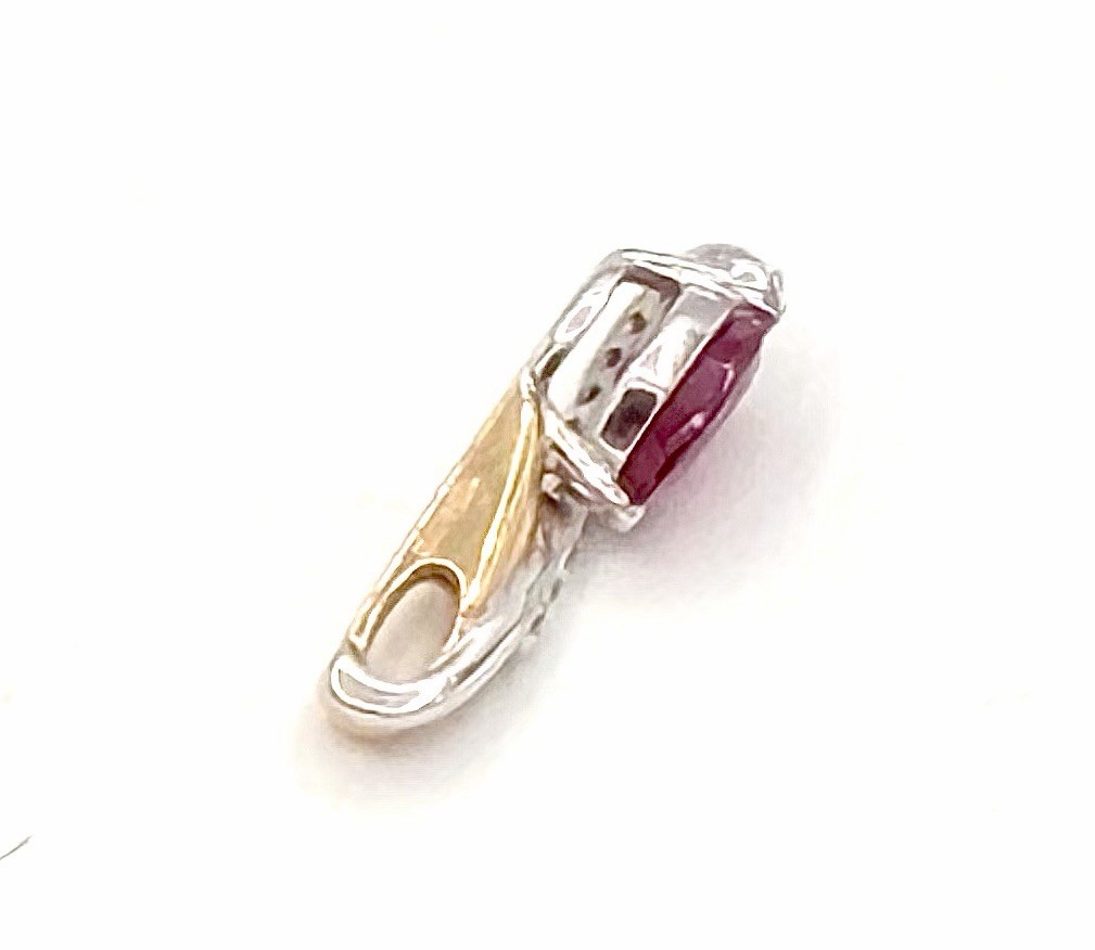 Estate 18K 750 White & Yellow Gold Ruby Diamond / Pendant 1.2g STUNNING!!!