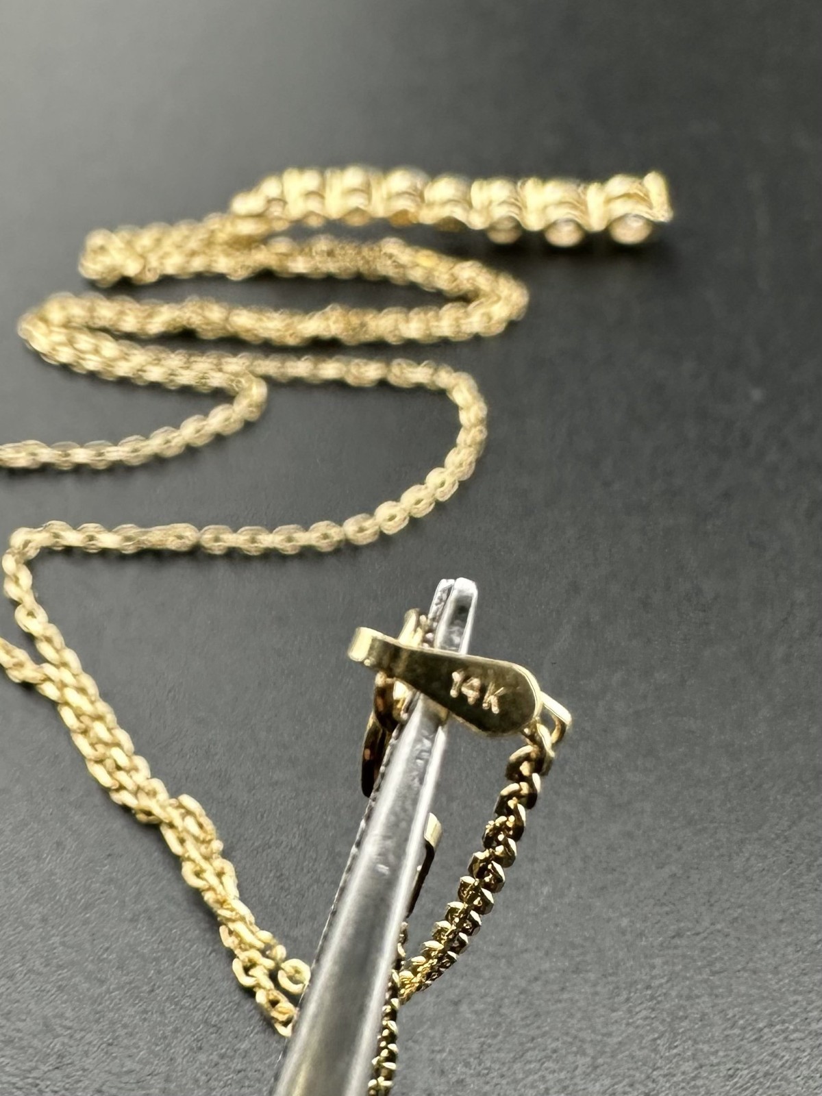 14k Yellow Gold 1.00ctw Diamond Journey Pendant Drop Necklace 2.70dwt