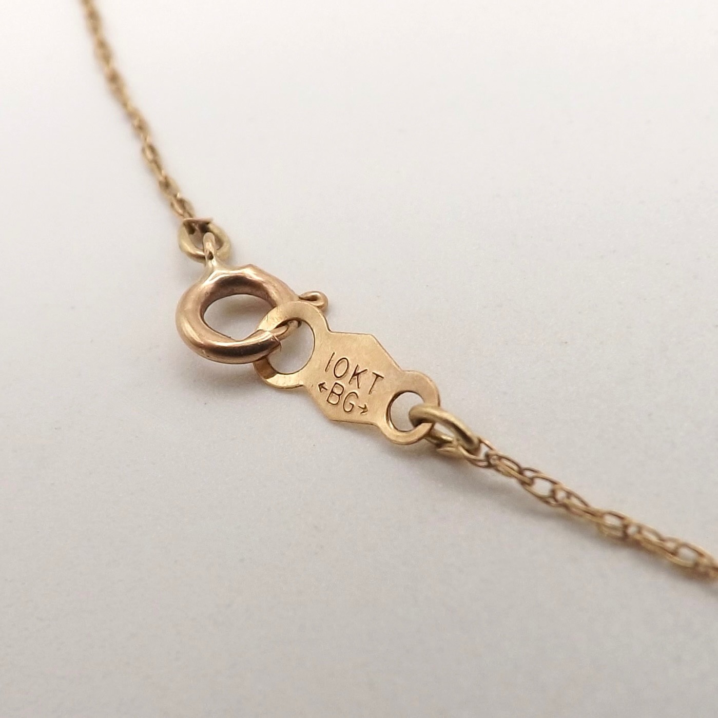 10k Gold Natural Sapphire Infinity Figure 8 Pendant Necklace 20in