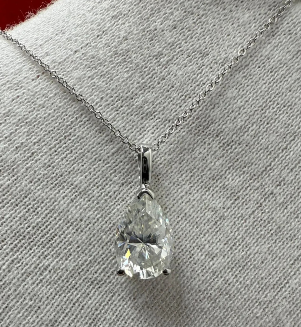 IGI Pear-Cut 7.00Ct EF/VS1 Lab Grown Diamond Necklace& Pendant 14k White Gold