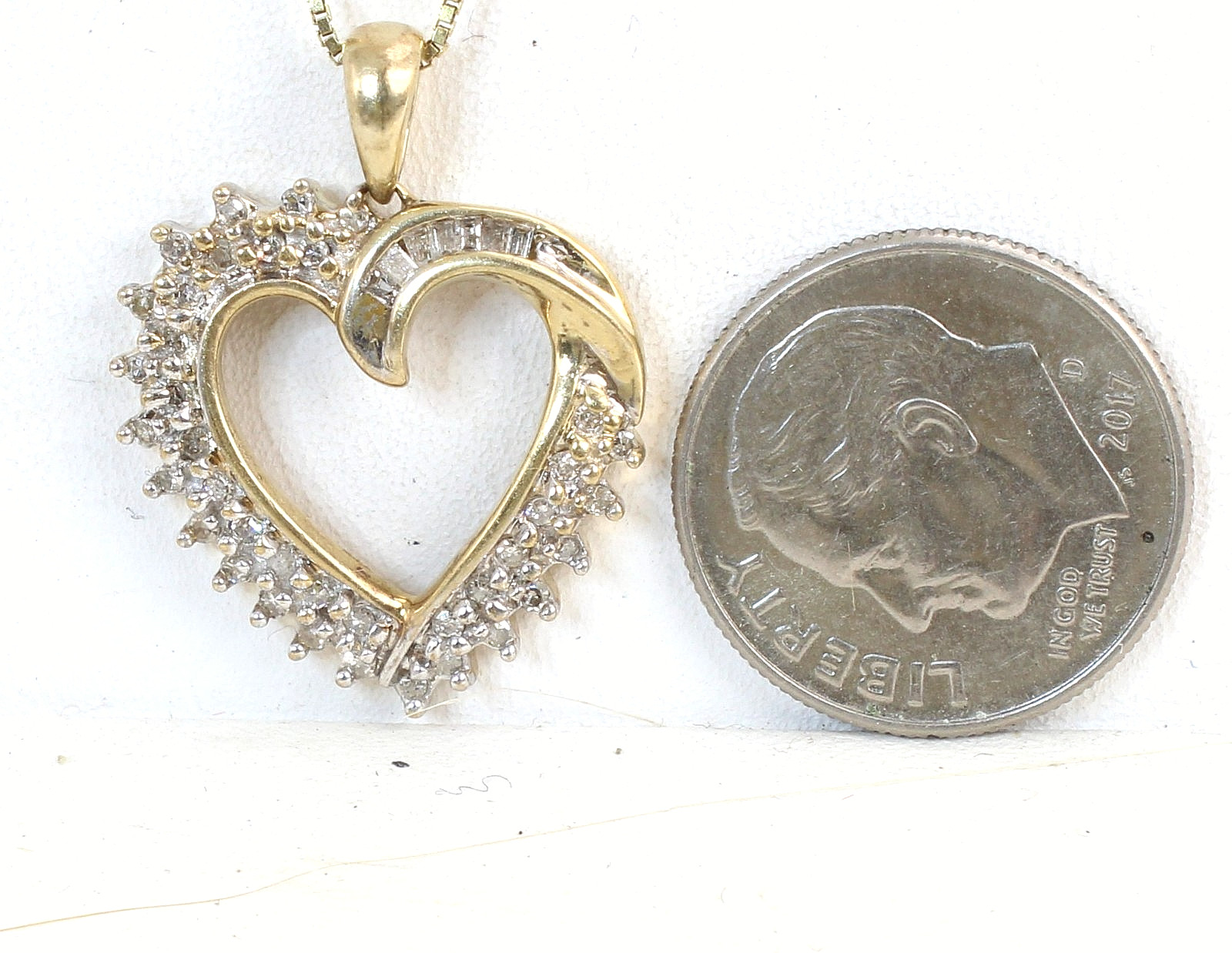 10k Solid Gold .50ctw Diamond Heart Charm Pendant Necklace 18″ Box Chain