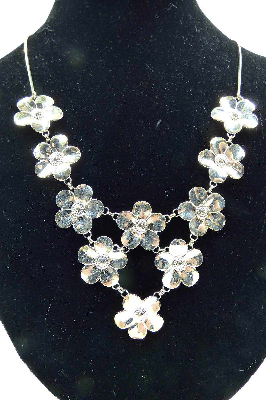 Paola Valentini Rare Floral Necklace – Sculpted Flowers – Italian