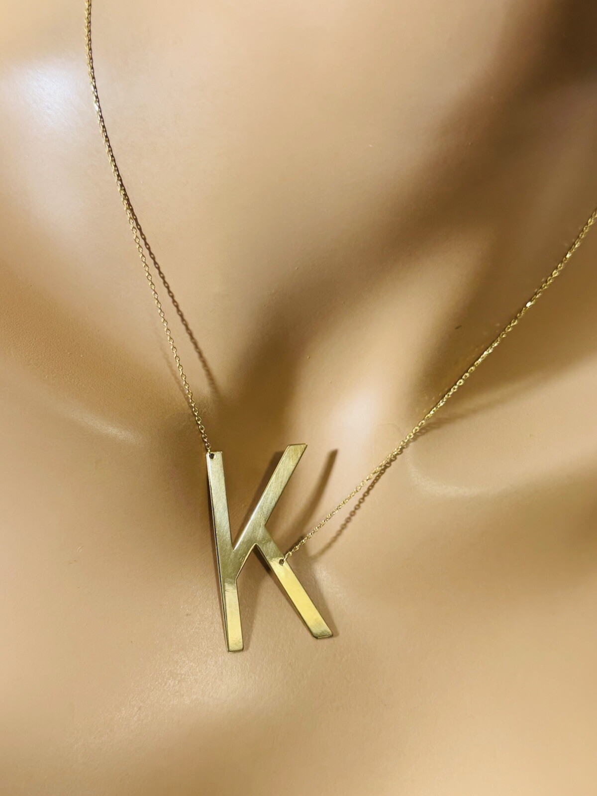 18K 750 18C Gold Letter K initial Necklace 16.5/17.5” Long 1mm 4.1g