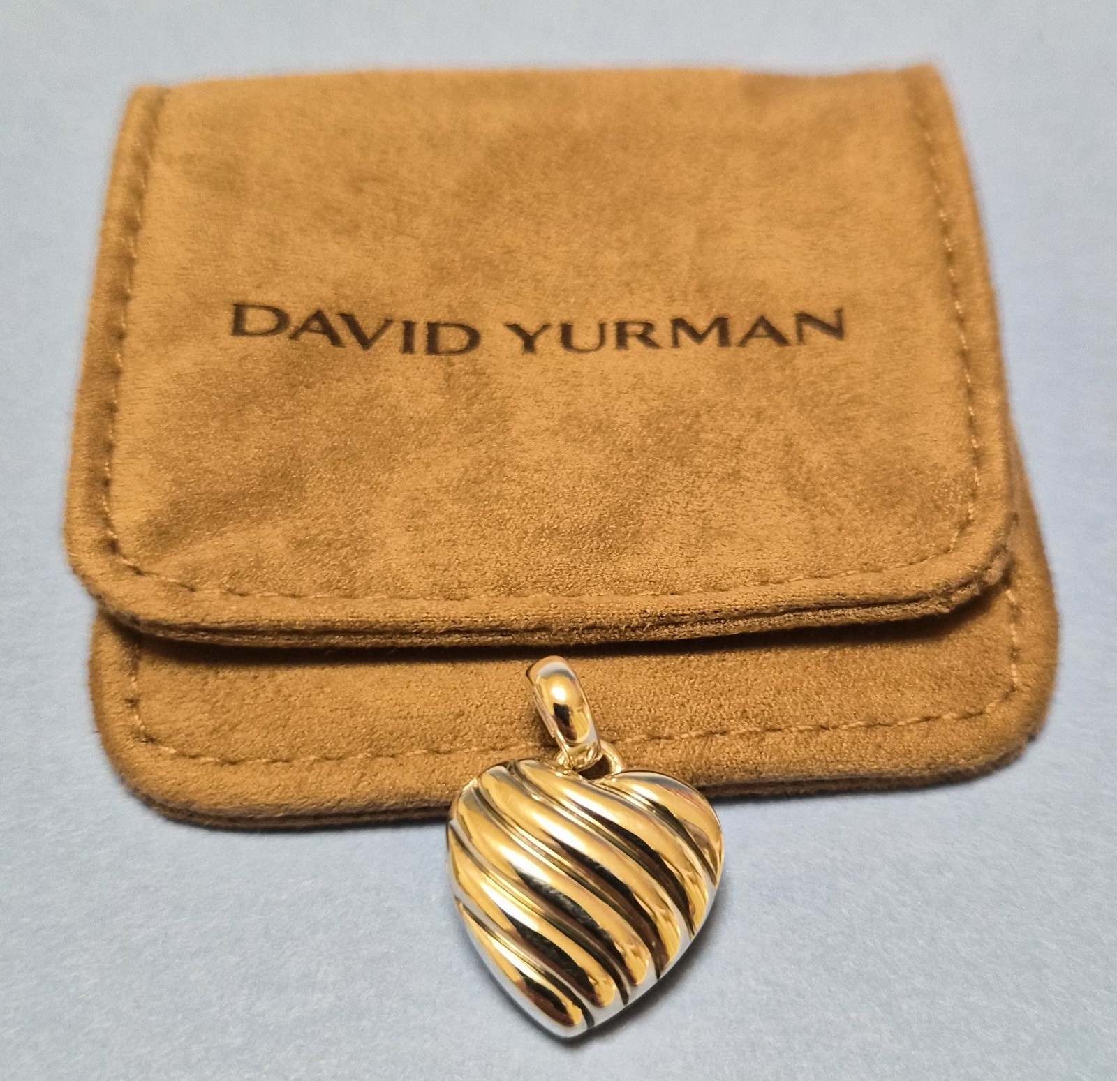 [NEW w/ CERTIFICATE] David Yurman Sculptured Heart Locket Sterling Silver, 23 mm
