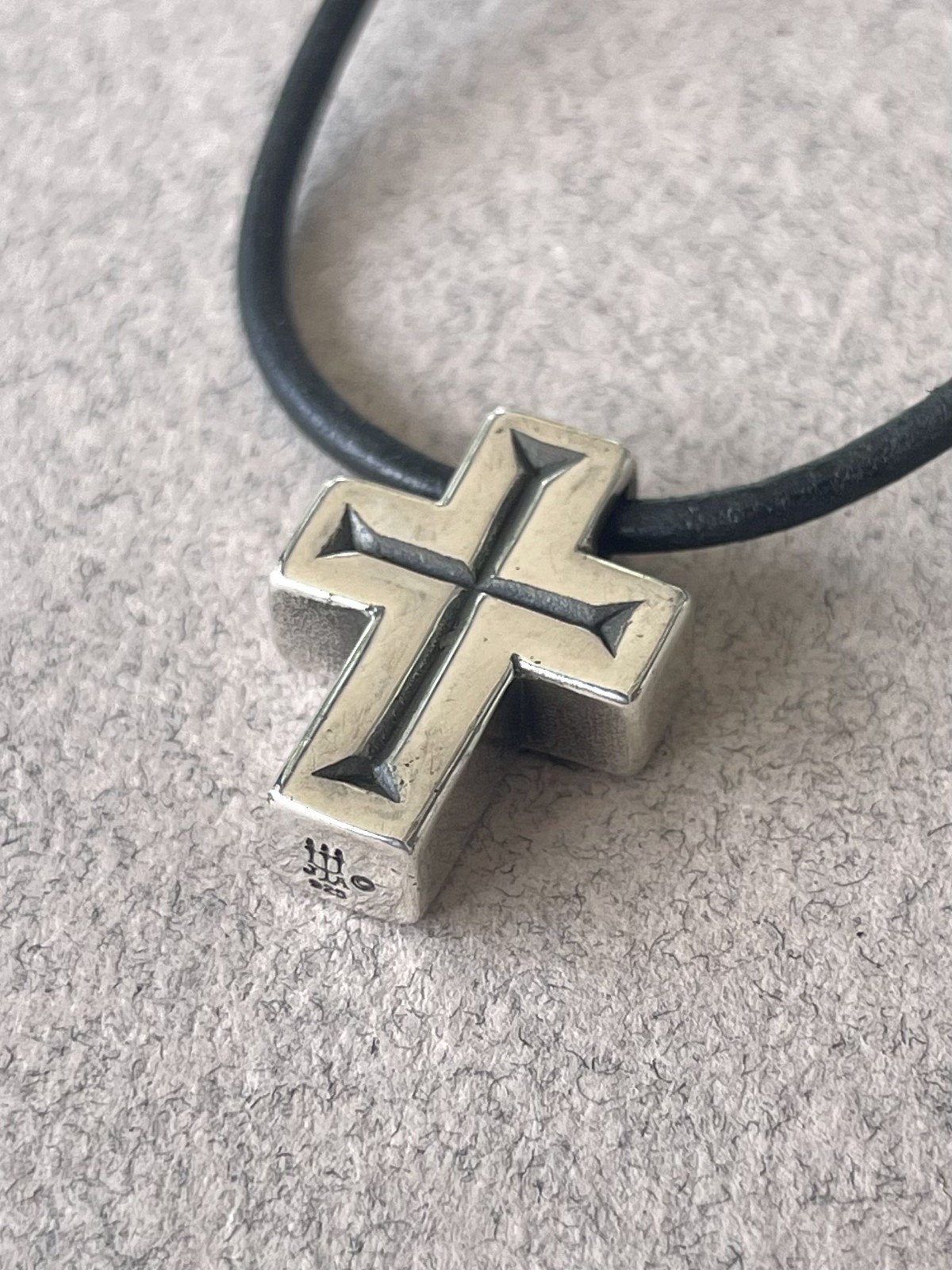 James Avery Sterling Inward Light Cross Pendant with Black Cord 16.25″