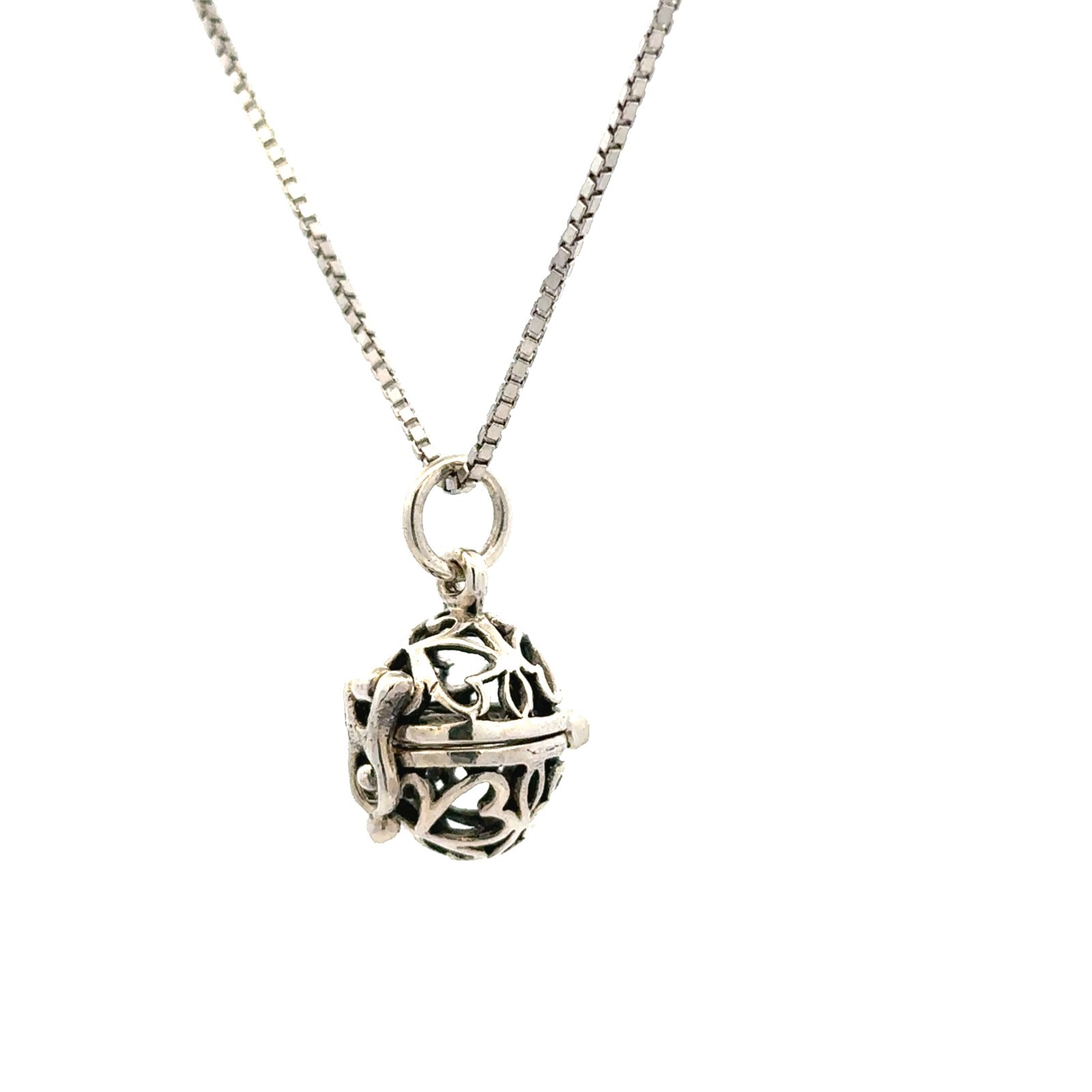 Sterling Silver Oval Heart Locket Necklace (1/2 x 3/4 In) With 18 Inch Box Chain