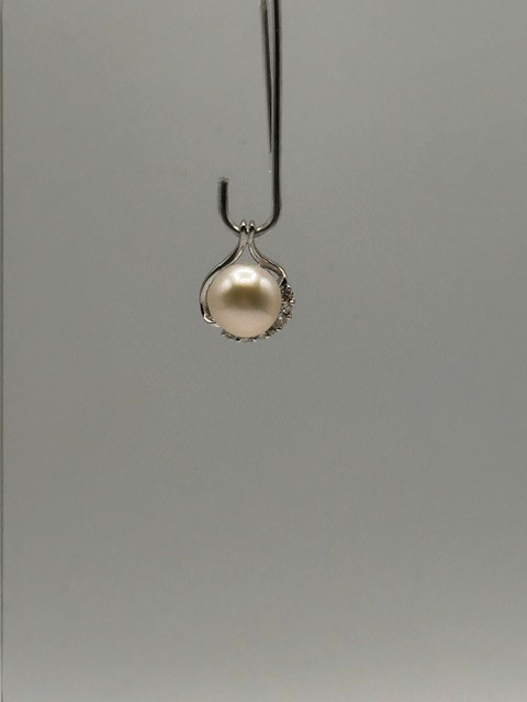 925 Sterling Silver 8.1mm Cultured Pearl & Natural White Topaz Drop Pendant 1.8g