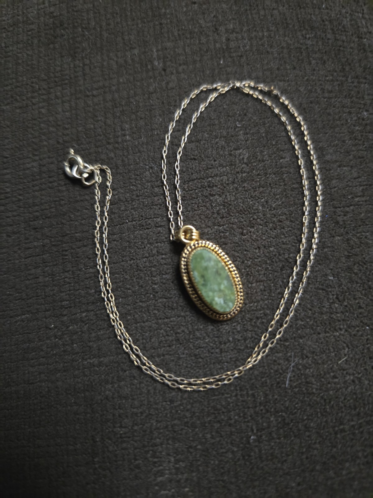 Vintage 12K Yellow gold filled oval Jade Pendant Necklace 1/20th