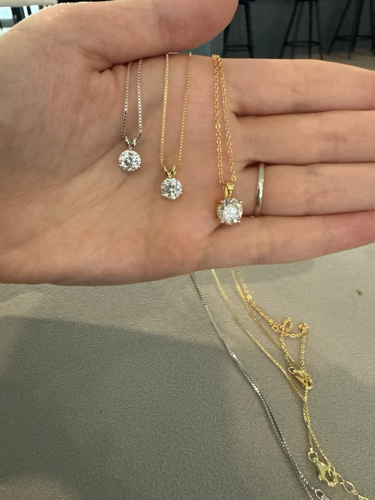 CLASSIC ROUND CUT MOISSANITE PENDANT NECKLACE – GOLD