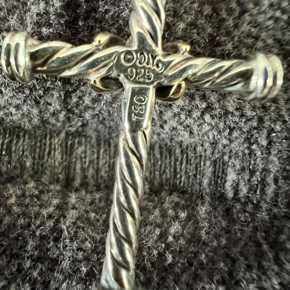 David Yurman Sterling Silver Cable X Cross Pendant Necklace – 18K /925