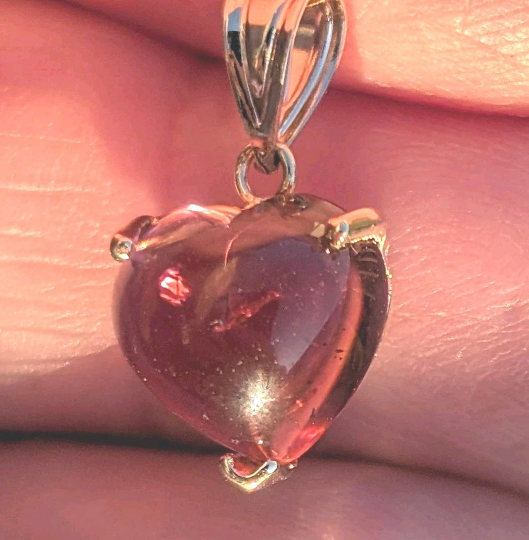14 k Yellow gold and 4.5 ct cabochon tourmaline heart pendant