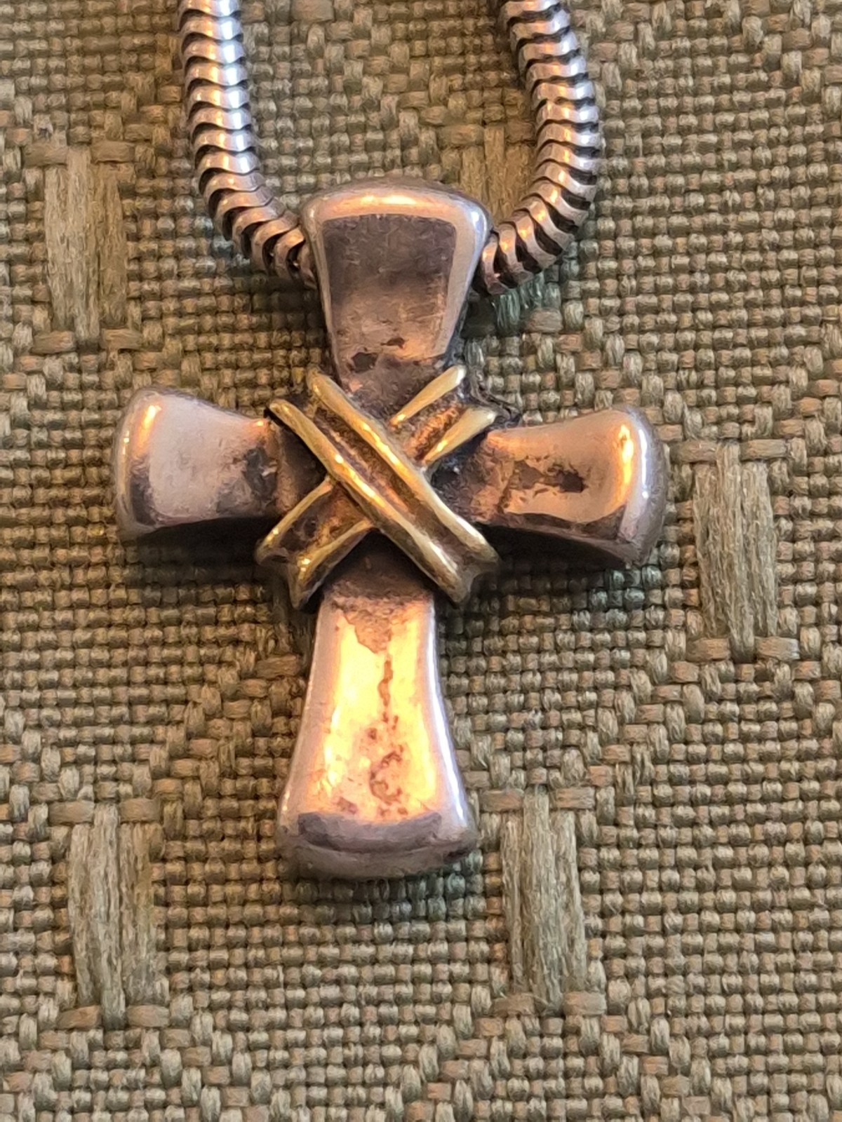 18K Gold Sterling Cross Pendant Designer Lagos Caviar 16″ Chain 8 Grams Unisex