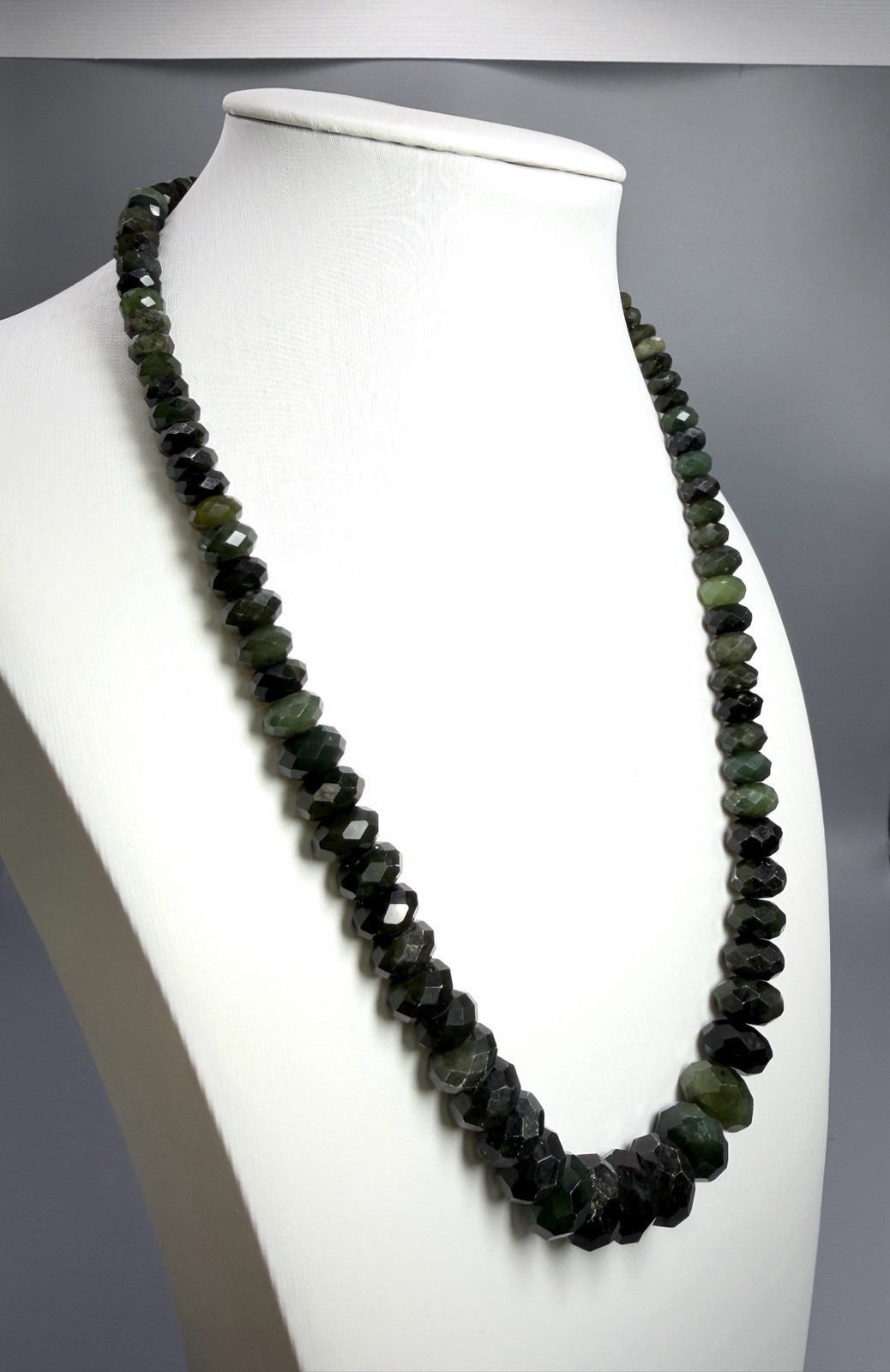 Jay King Natural Pakistan Nephrite Jade Faceted 925 Sterling Silver Necklace