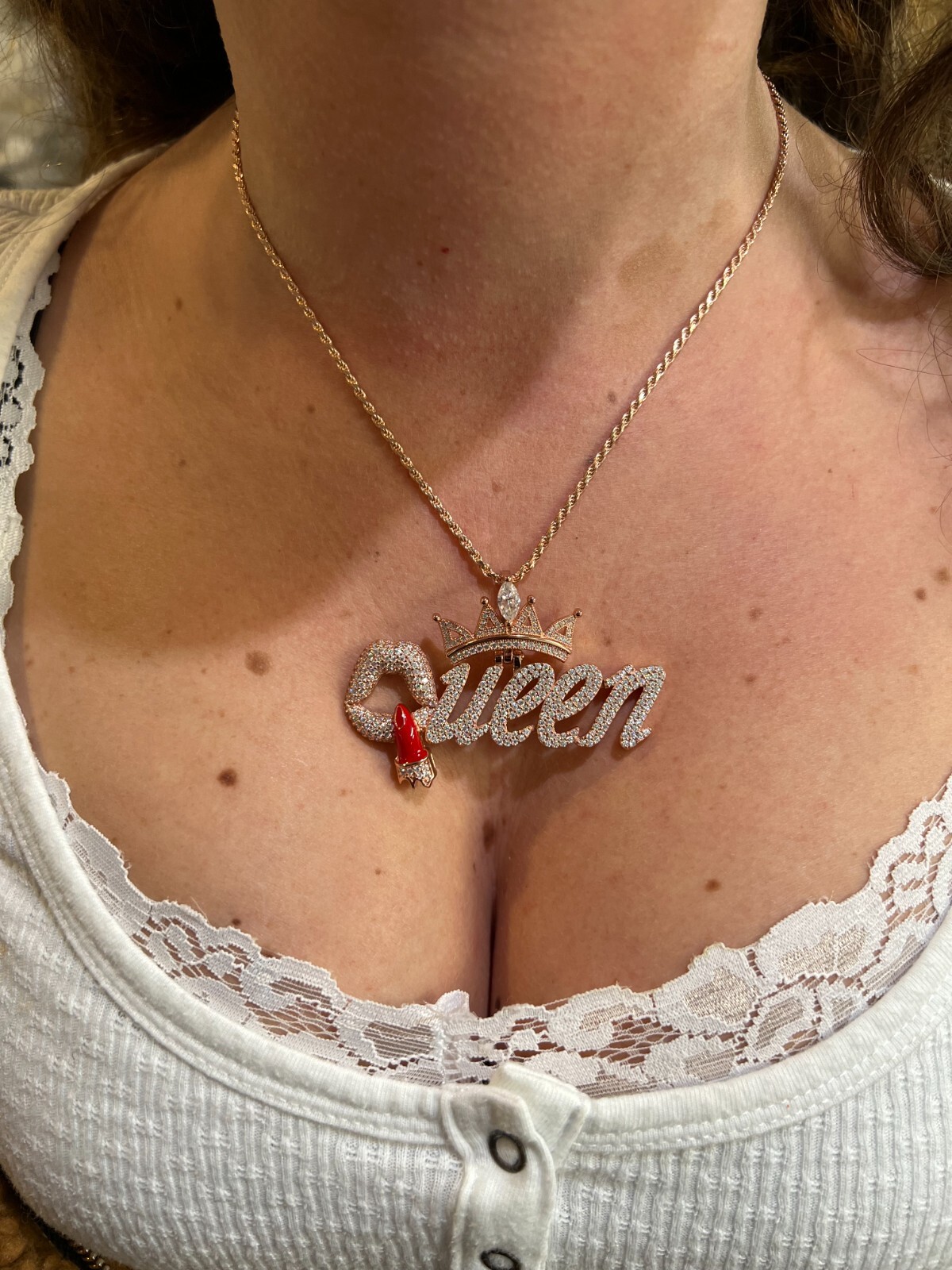 MOISSANITE 925 Silver/Gold/Rose Iced Queen W. Crown & Lipstick Pendant Necklace
