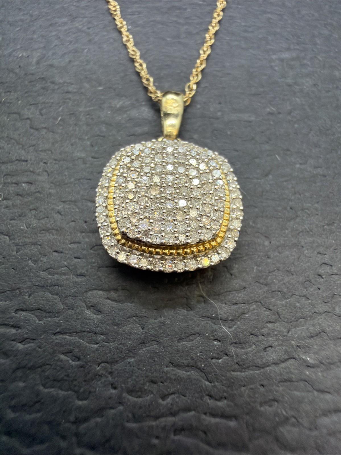 10K Yellow Gold 1/4 CT. T.W. Diamond Cushion Frame Vintage-Style Pendant – 18″