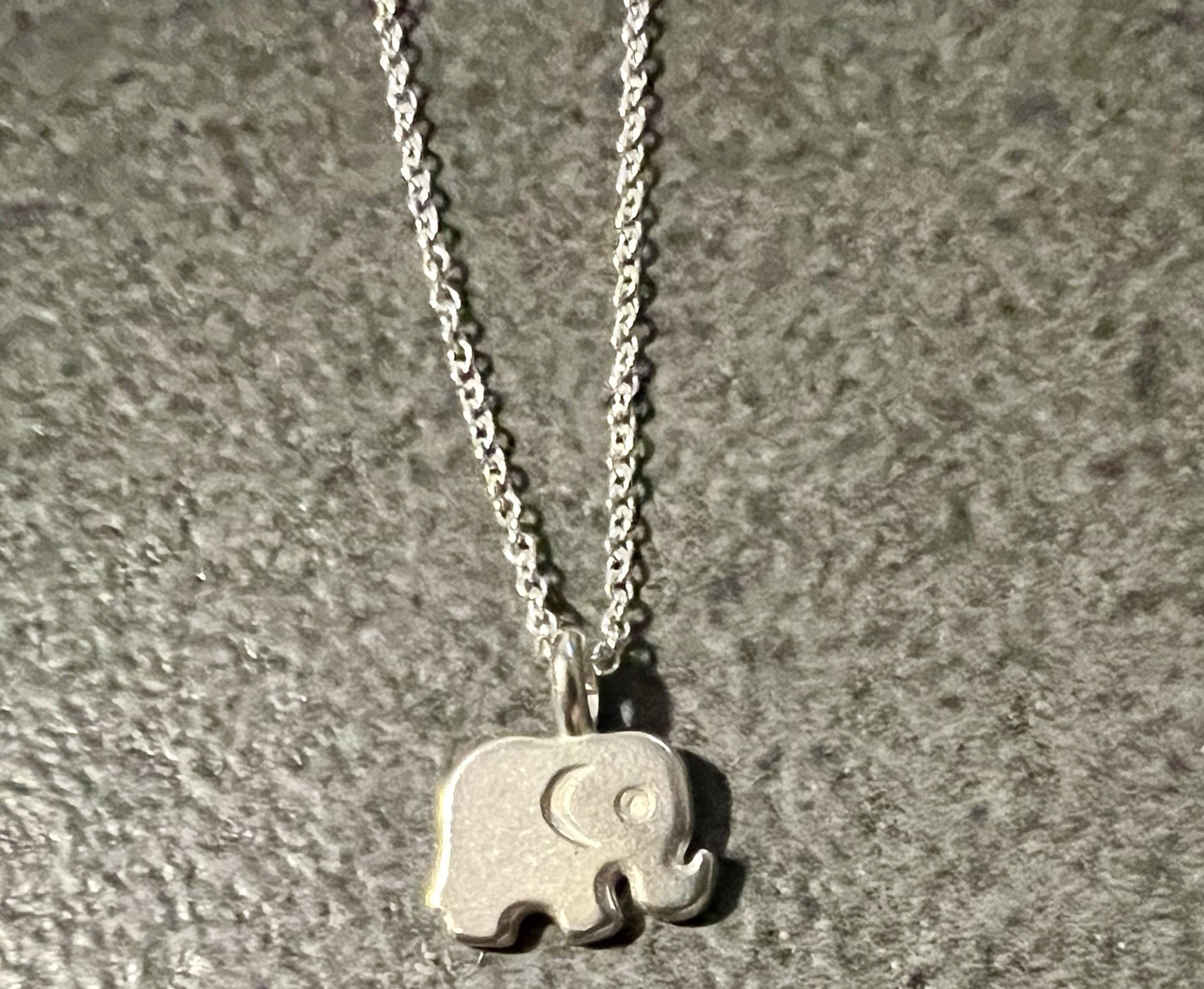 🐘 Adorable Teeny Tiny Elephant Necklace Sterling Silver 16 – 18” 🐘