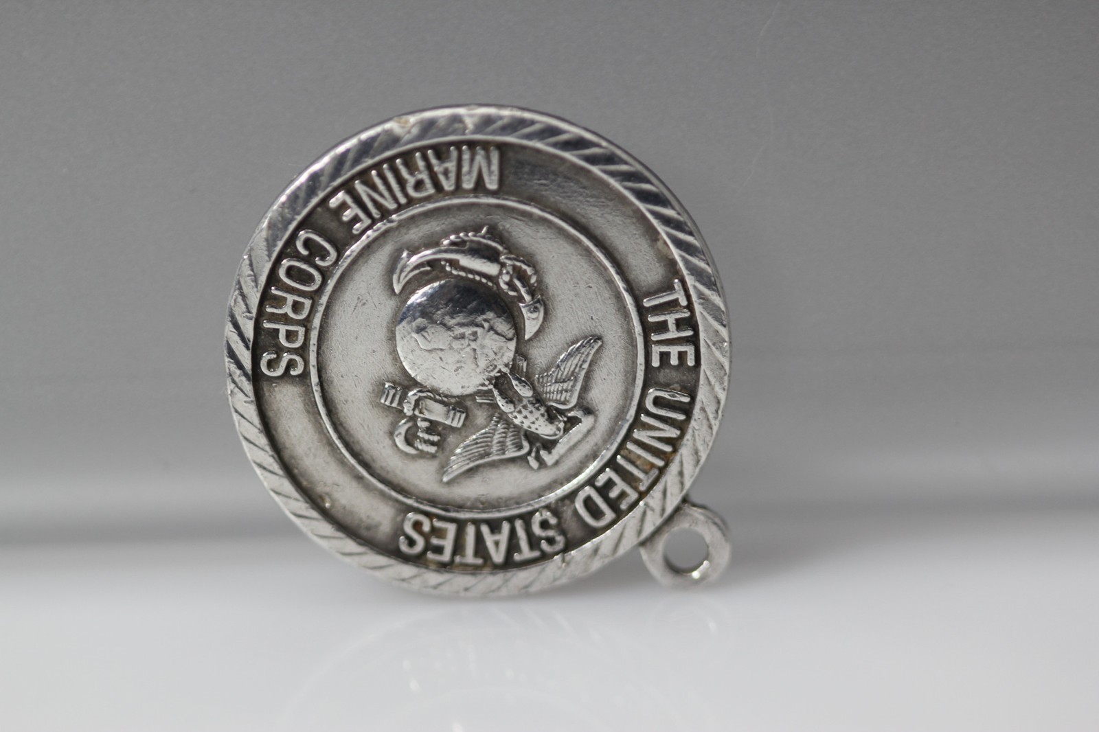 Sterling St.Michael Protect Me The USMC Round Charm Some Damage 9.4g (PEN10262)