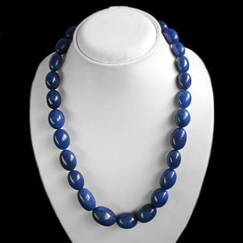MOST EXEBURENT 704.00 CTS ENHANCED SAPPHIRE OVAL SHAPED BEADS NECKLACE (RS)