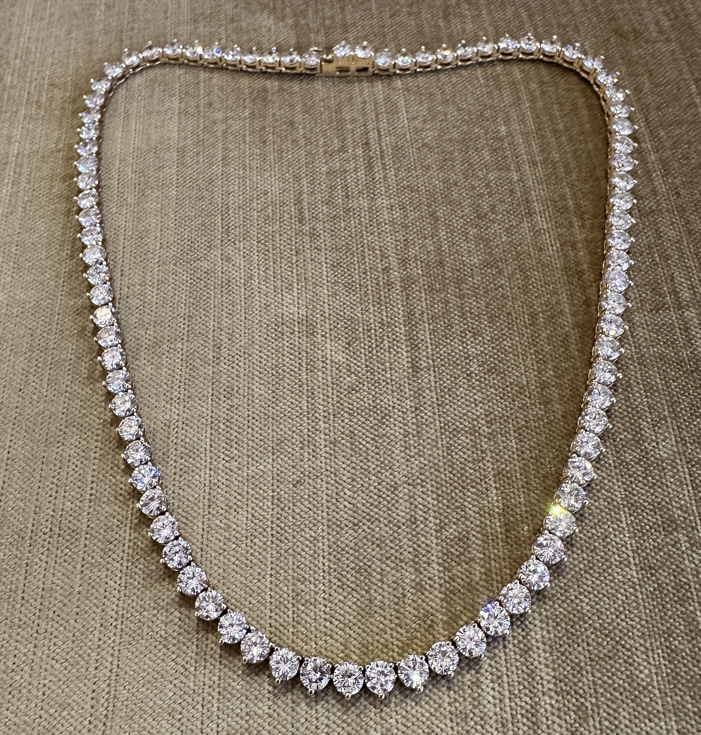 28.80carats Natural Diamond Tennis Necklace in 18k Yellow Gold 16.5in -HM2815AN