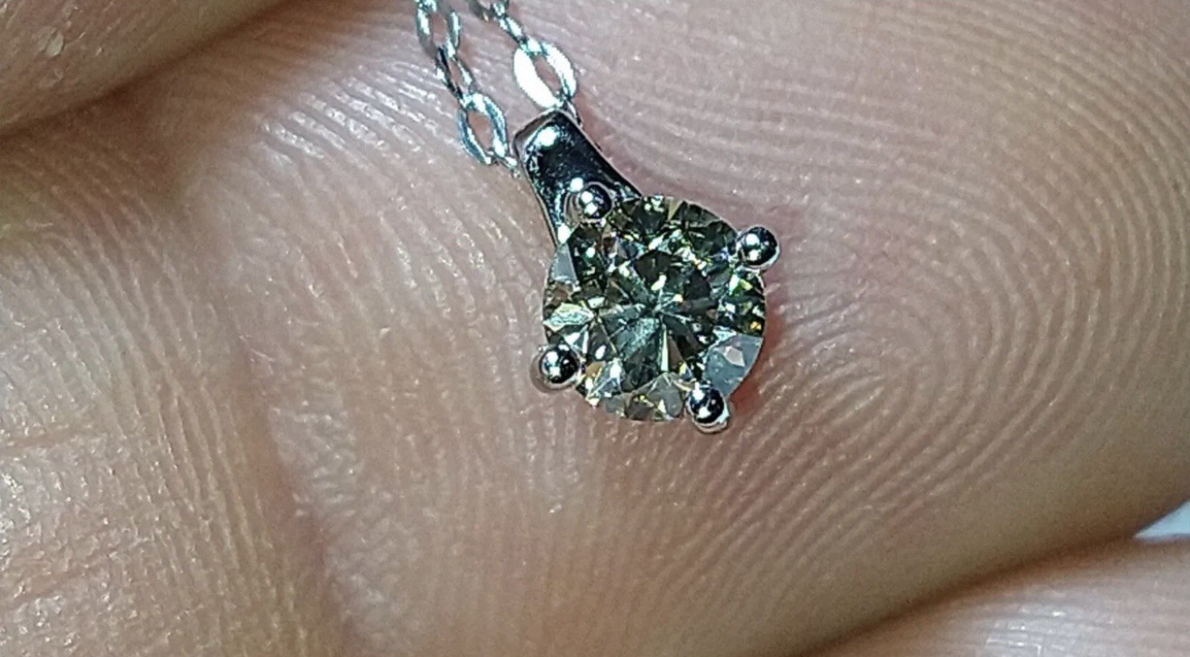 Solid platinum 0.40 carat diamond pendant chain necklace 1.8 grams – 18″ pt950