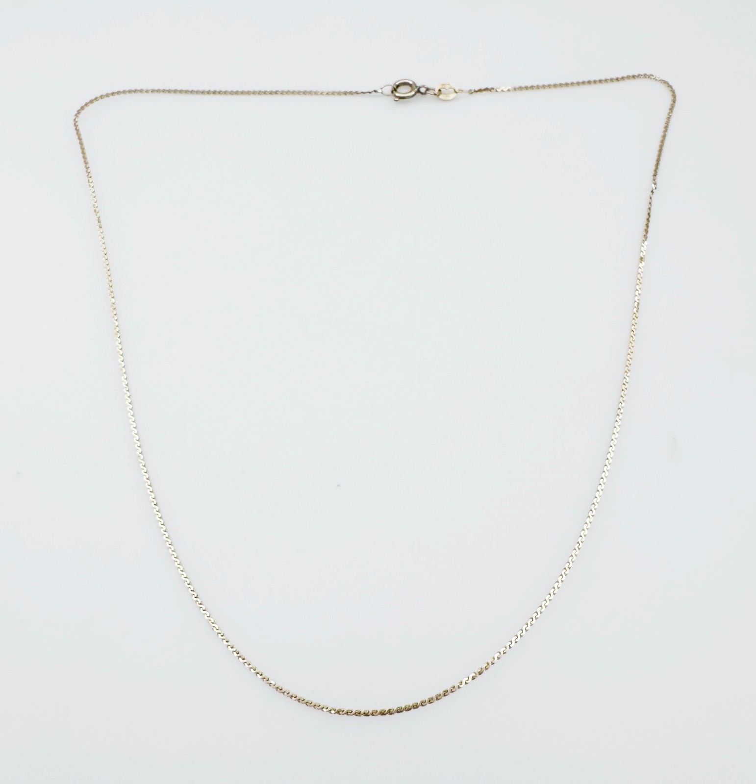 Solid 14K Yellow Gold Thin Serpentine Link Chain Necklace w/Filled Clasp 15 3/8″