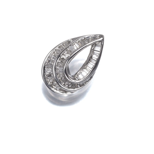 Diamond 0.20ct Tapered-cut Drop Pendant 18K 750 White Gold