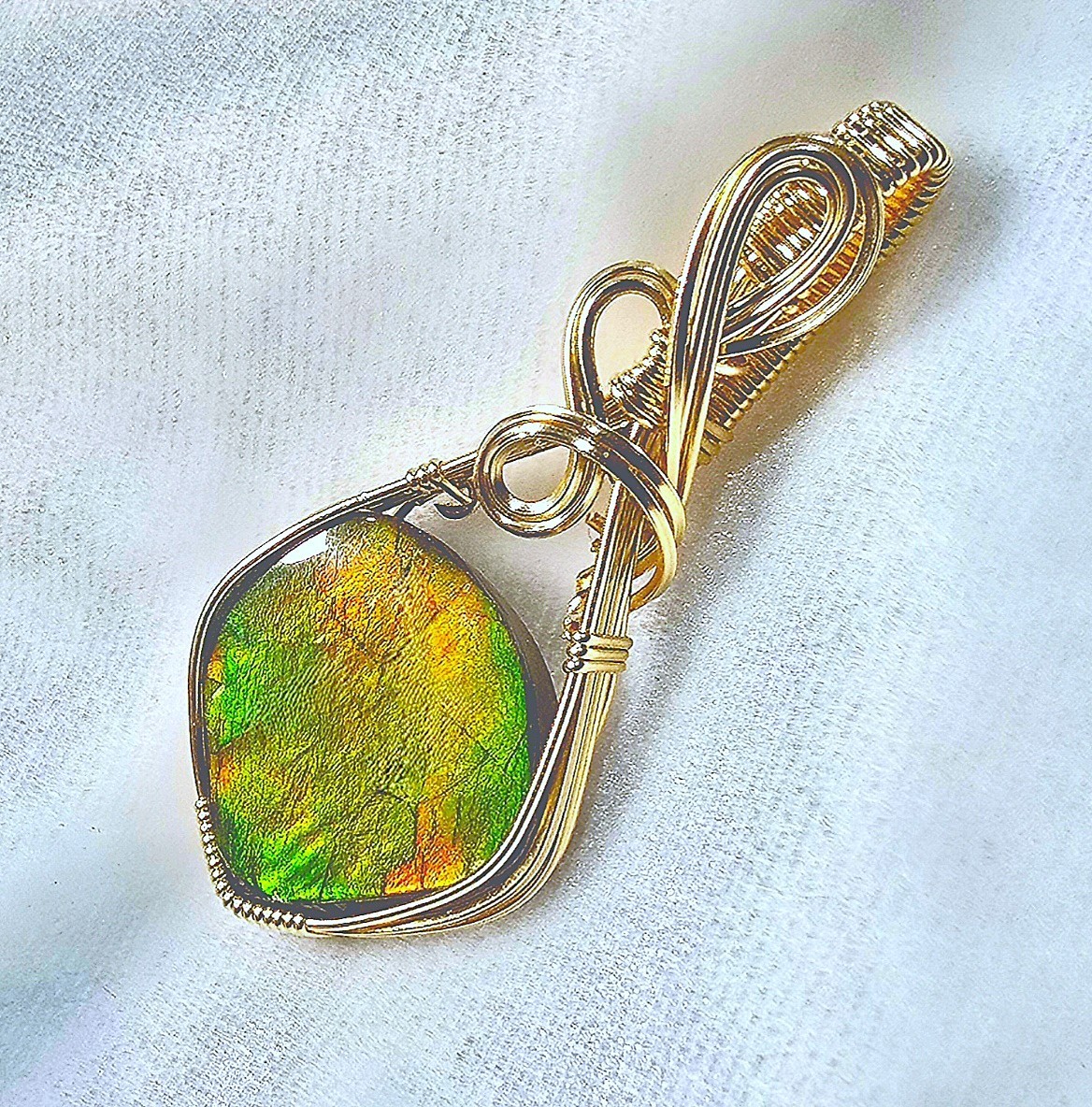 Canadian Multicolor Ammolite Pendant Handcrafted in 14K GF
