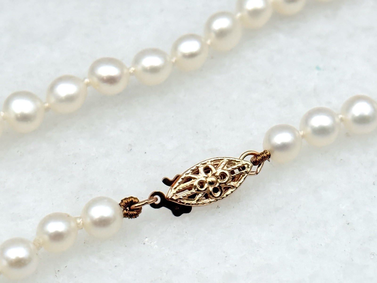 Lovely Strand Cultured Pearls 4.5mm w/ 14K Yellow Gold Clasp 18” Long