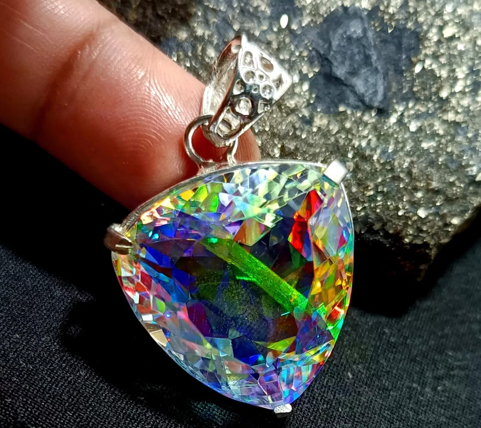 88 Ct+ A++ Natural Trillion Cut Mystic 925 Solid Silver Pendant Loose Gemstone