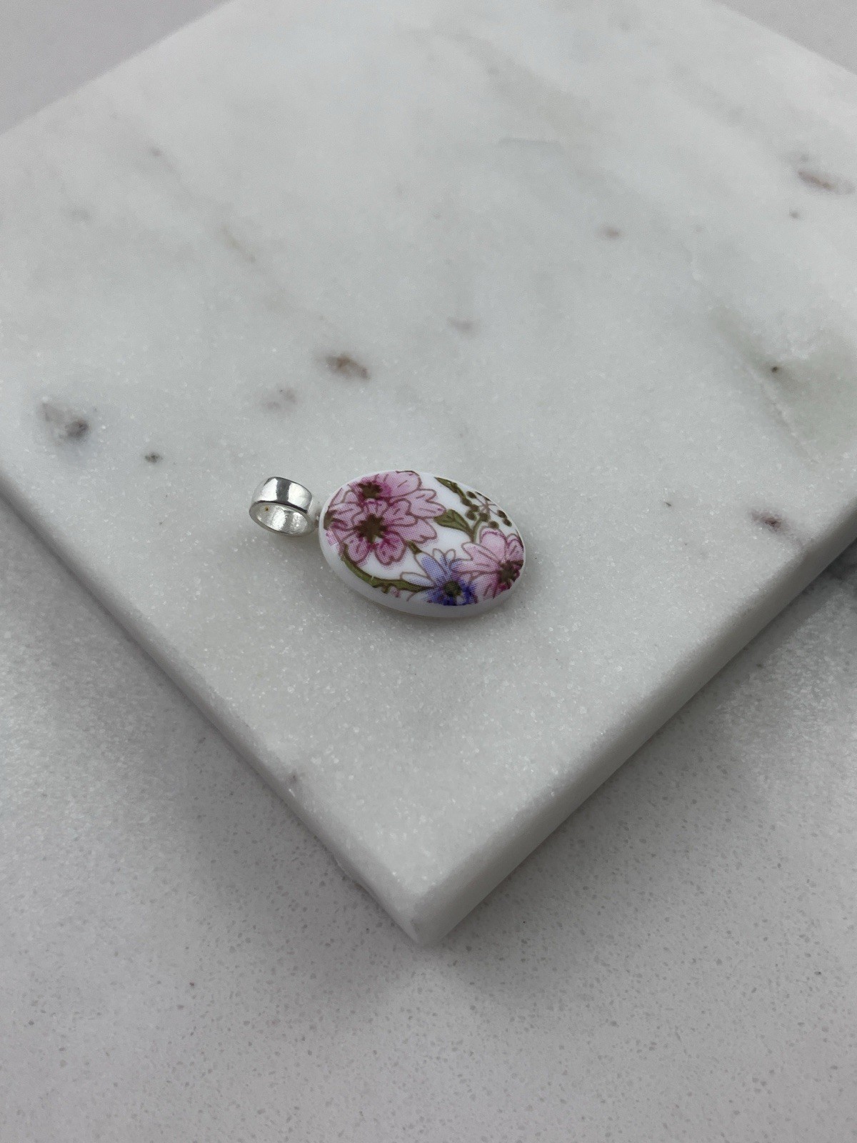 925 Sterling Silver Pink Floral Plastic Cabochon Pendant