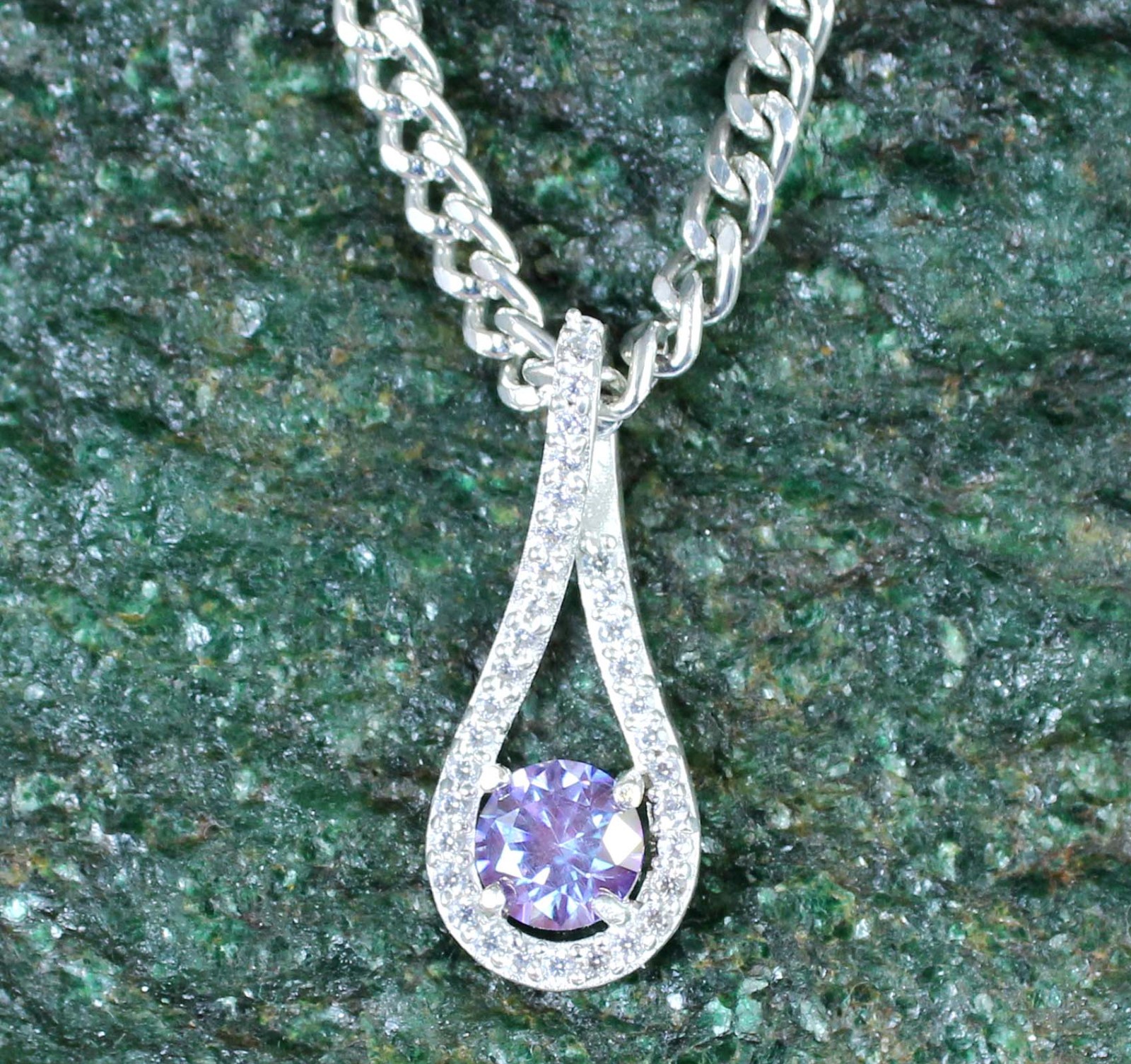 1.14 Ct Purple Diamond Solitaire 6 x 6 mm Round Brilliant Cut Certified Pendant