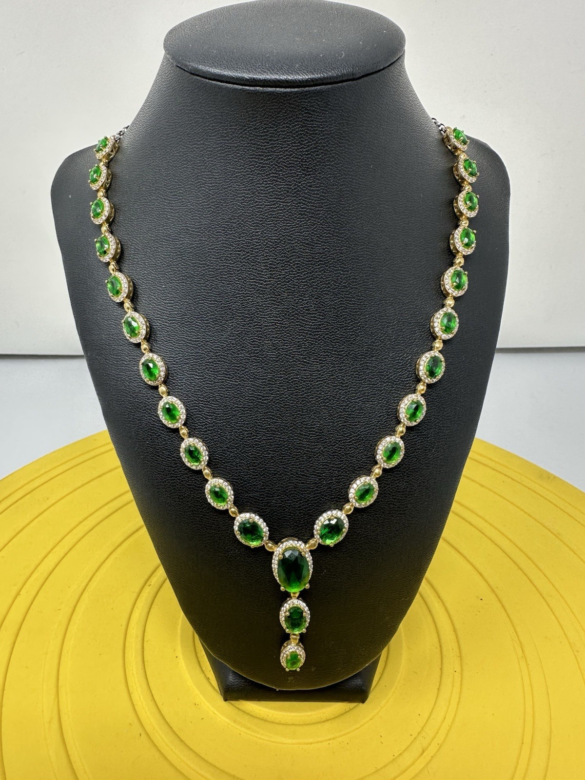 Sterling Silver Emerald & CZ Choker Tennis-Style Choker Necklace Chic 40g 18 In
