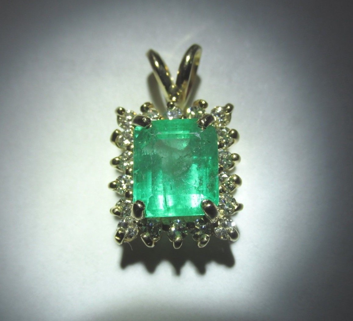 2.84 CARAT EMERALD GIA CERTIFIED PENDANT – WITH 18 ( .54 TCW ) E COLOR DIAMONDS