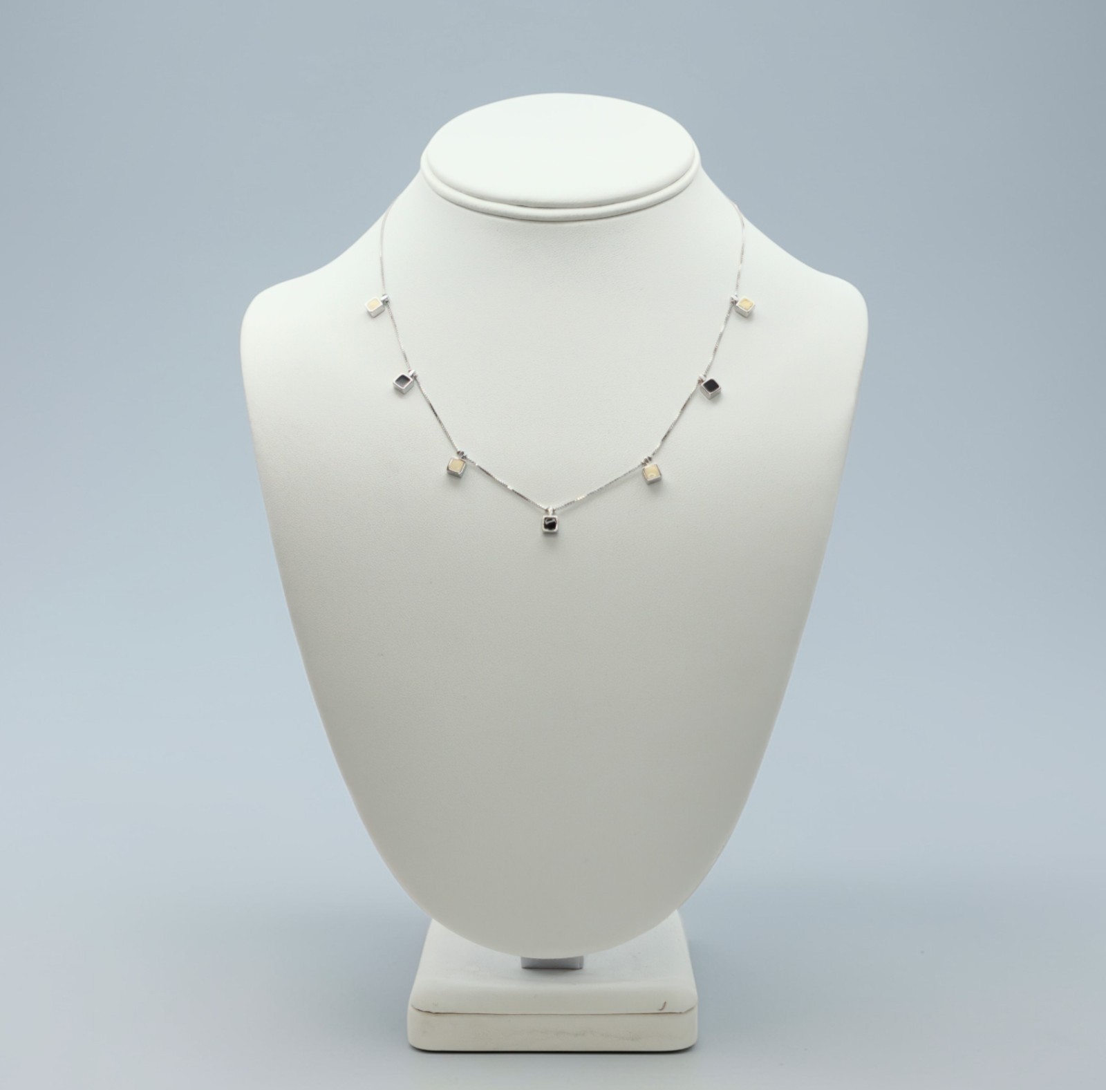 Milros Italy 14k White Gold Box Chain Necklace 17″ Cream Black Station 4.3g Spin