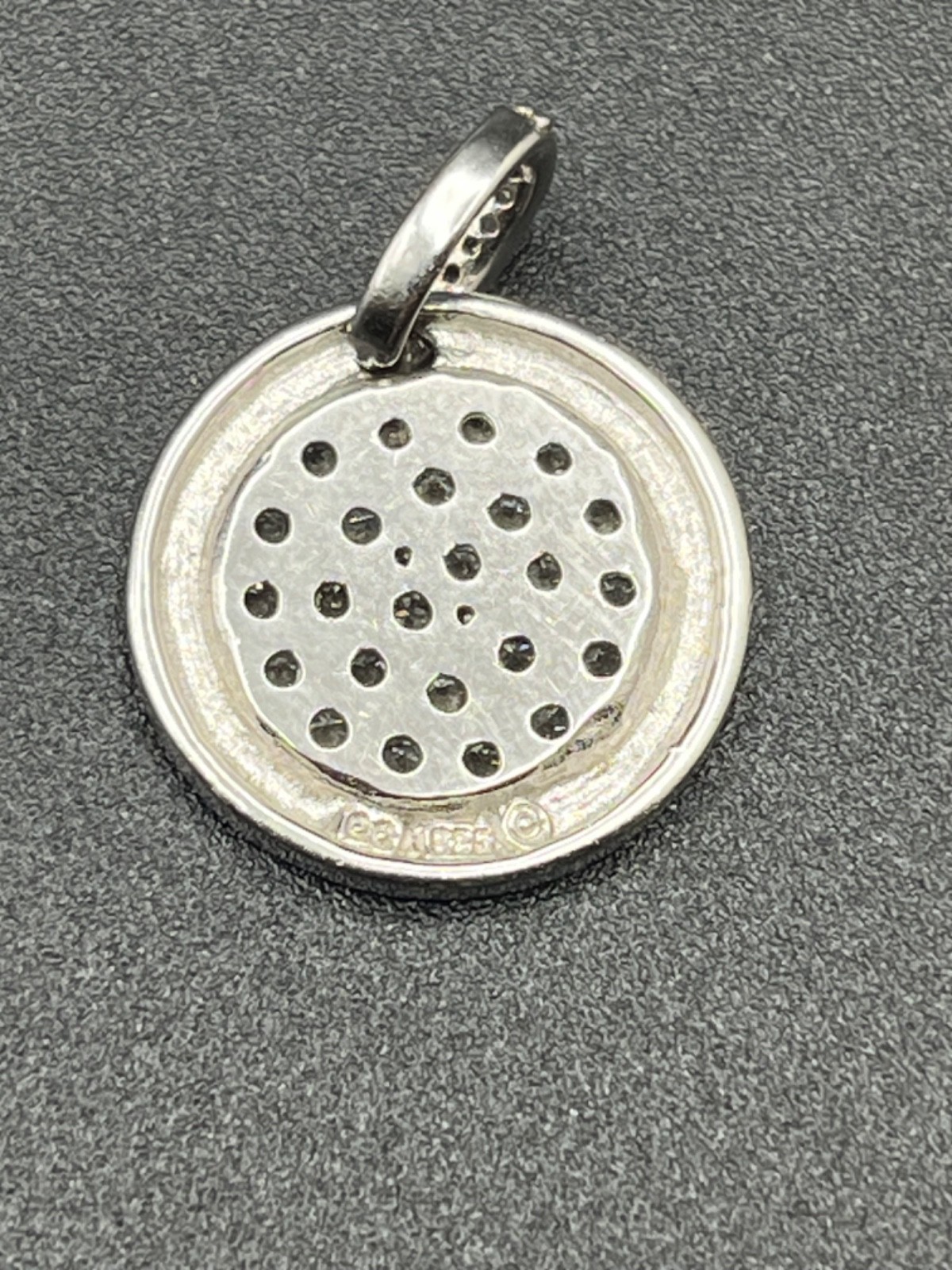 Silver Pave-set Crystals Round Disc Pendant Polish outer border 123