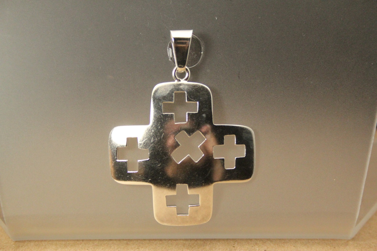 925 Sterling Silver Pierced Greek Cross Large Pendant 13.8 Grams (PEN10102)