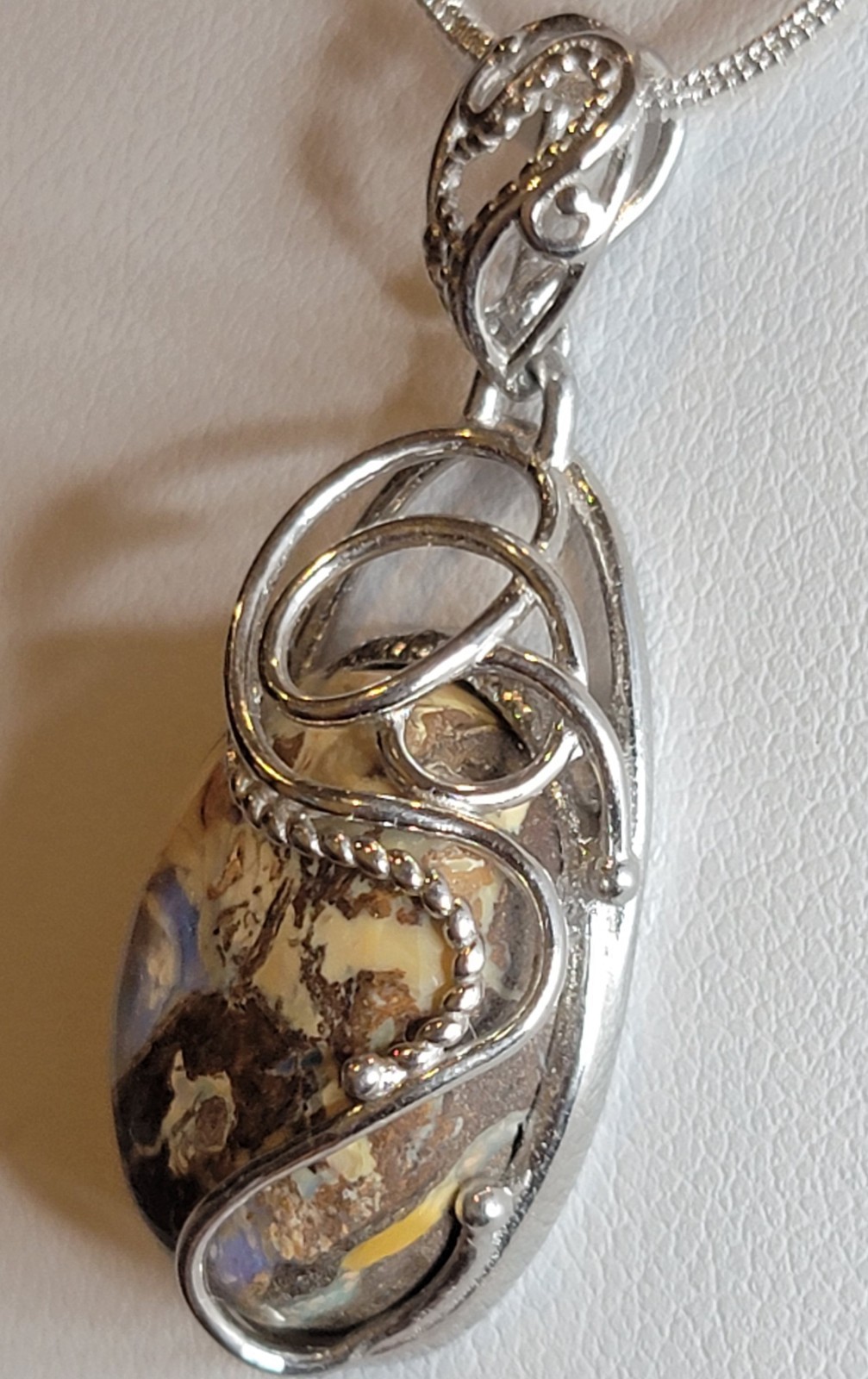 3ct. NATURAL SOLID AUSTRALIAN COOBER PEDY OPAL STERLING SILVER PENDANT & CHAIN