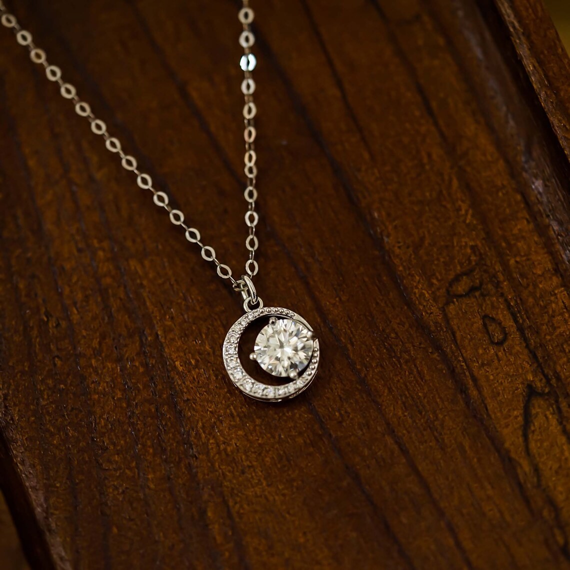 Lab Grown Diamond 14k White Gold Plated 1.60ct Halo Women Pendant Chain 18″