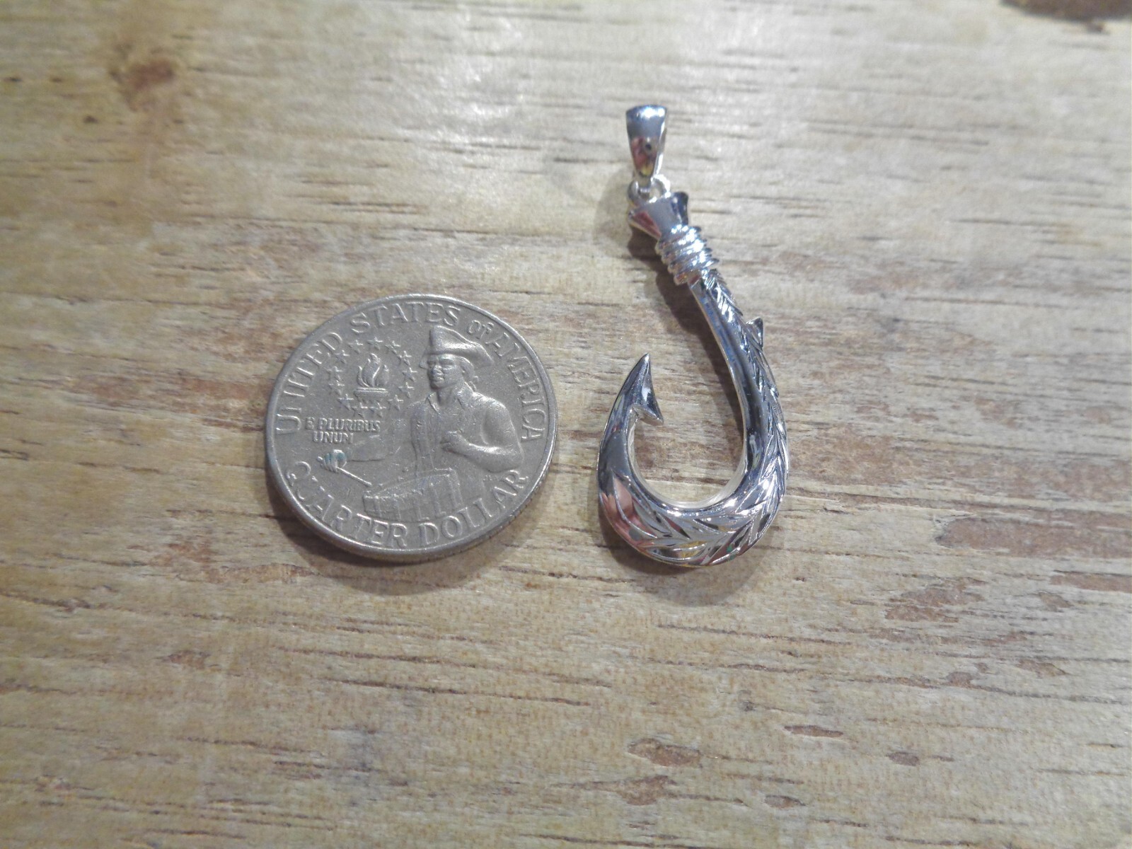 19MM SOLID 925 SILVER 2SIDED ENGRAVED HAWAIIAN SCROLL MAILE FISH HOOK PENDANT #2