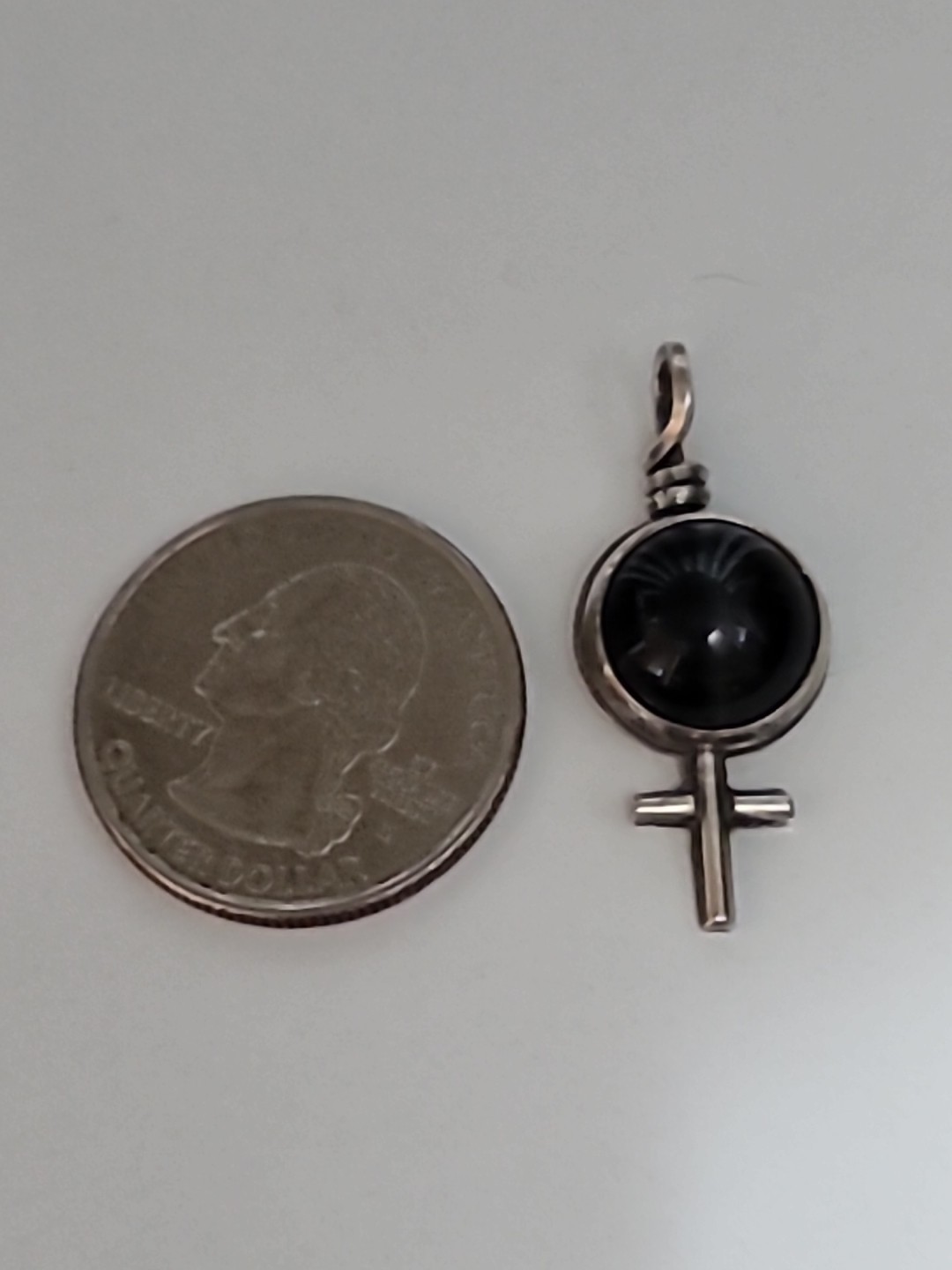 Female Symbol Goddess of Beauty Venus Feminist 925 Sterling Silver Pendant