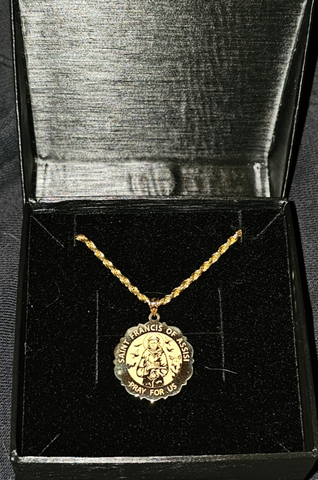 🌟SALE🌟 NIB L St. Francis of Assisi 14k Solid Gold Medal & 18K Bonded 24″ Chain
