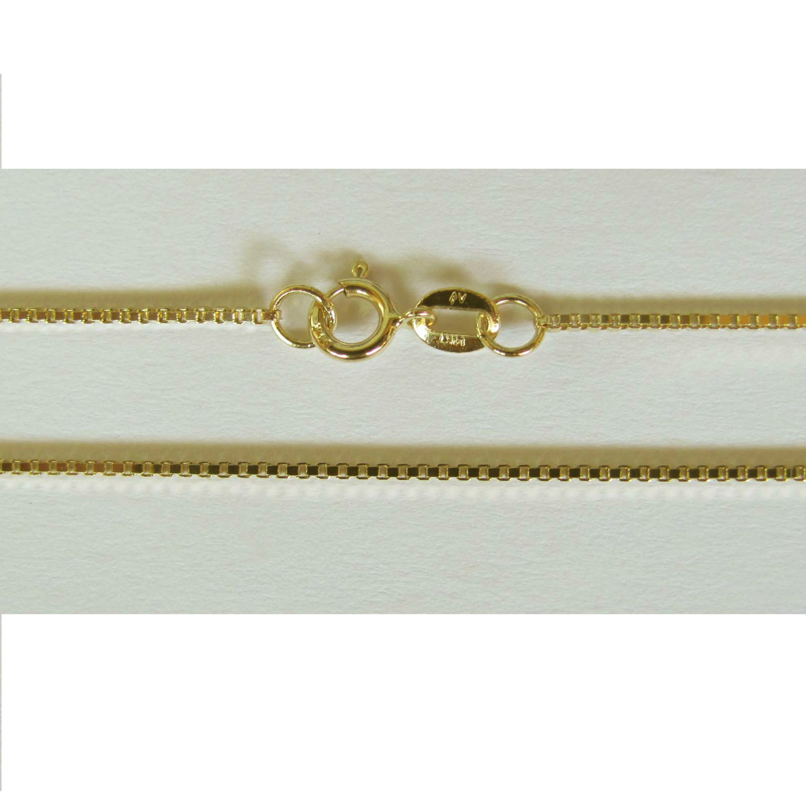 14K Solid Yellow Gold Box Chain 2.1 Grams 0.8 MM L: 20 inches New 032