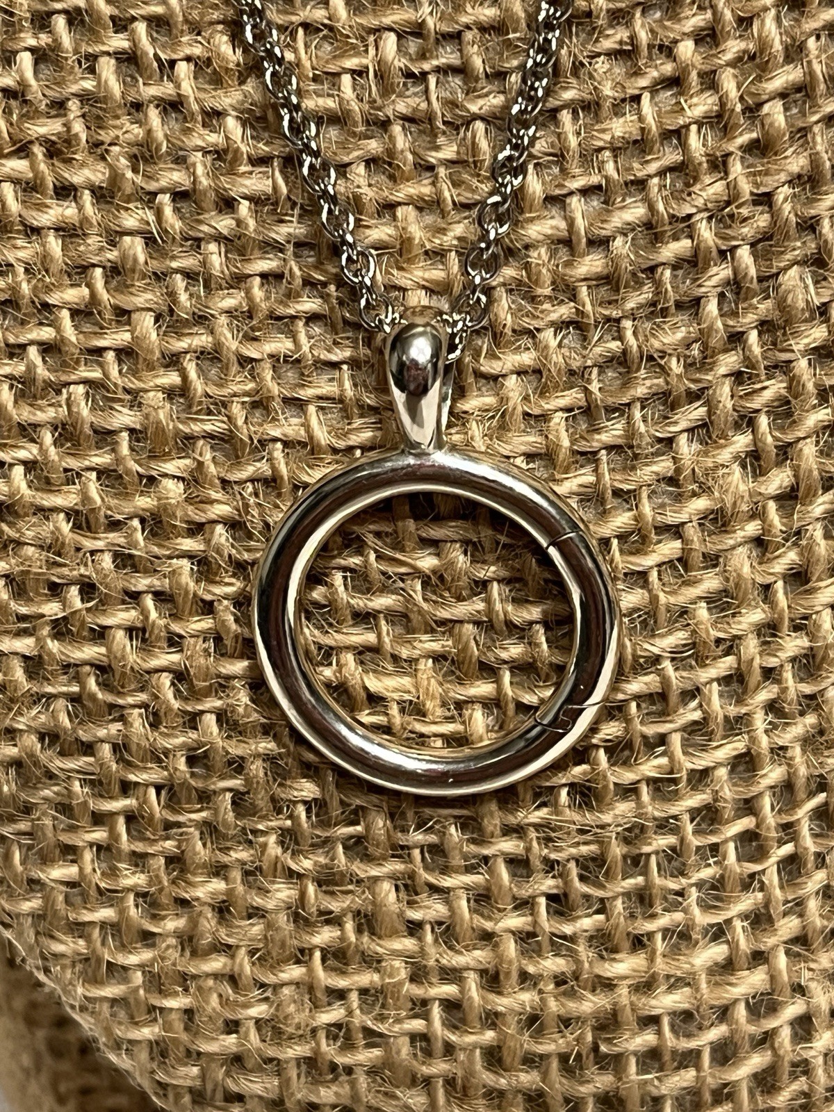 James Avery Sterling Silver Circlet Changeable Charm Holder & JA chain