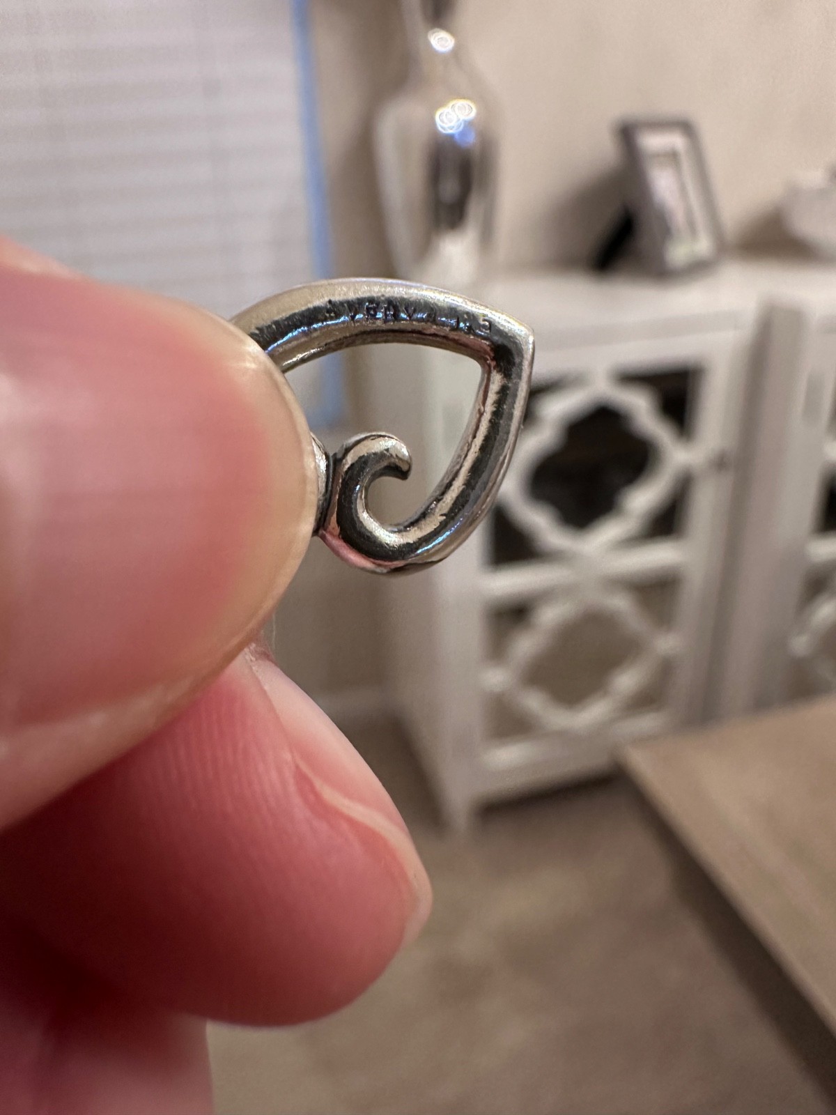 Retired Sterling Silver James Avery Mother’s Love Heart pendant Uncut Loop