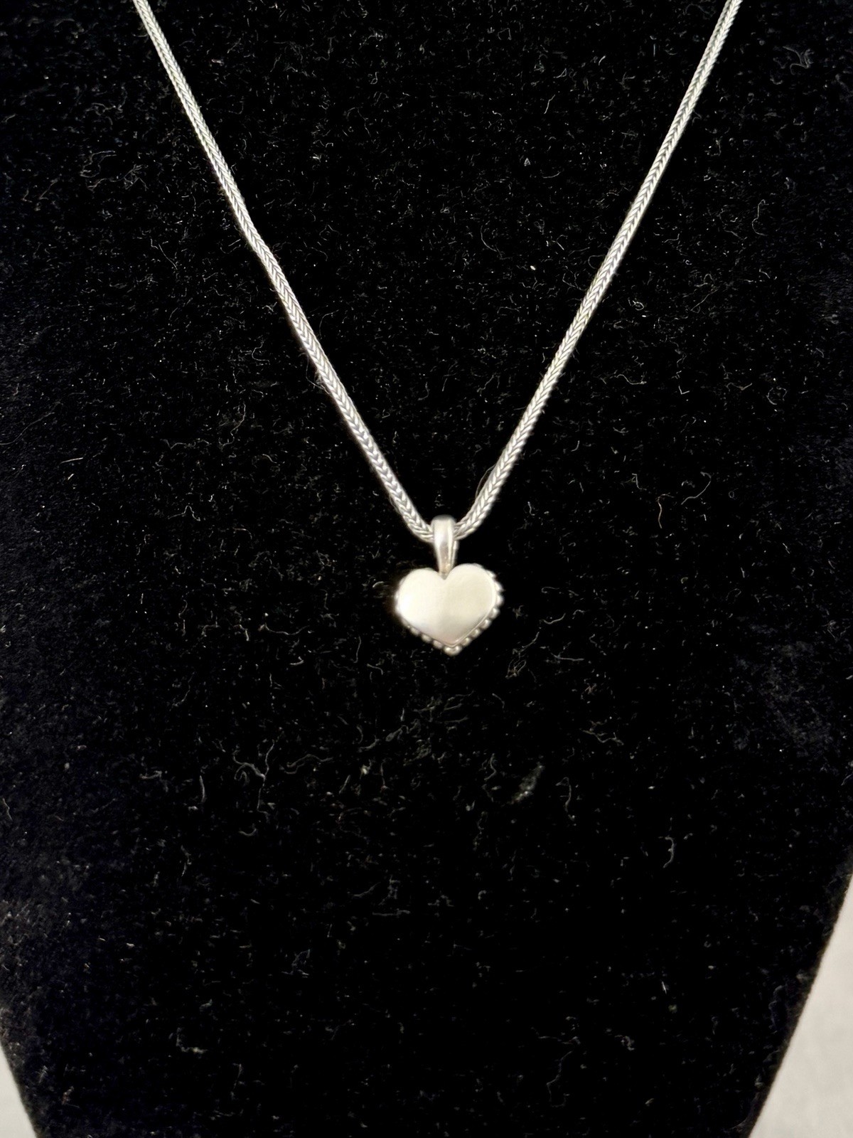 LAGOS CAVIAR Sterling Silver Beaded Edge 3-D Puffy Heart Pendant Necklace
